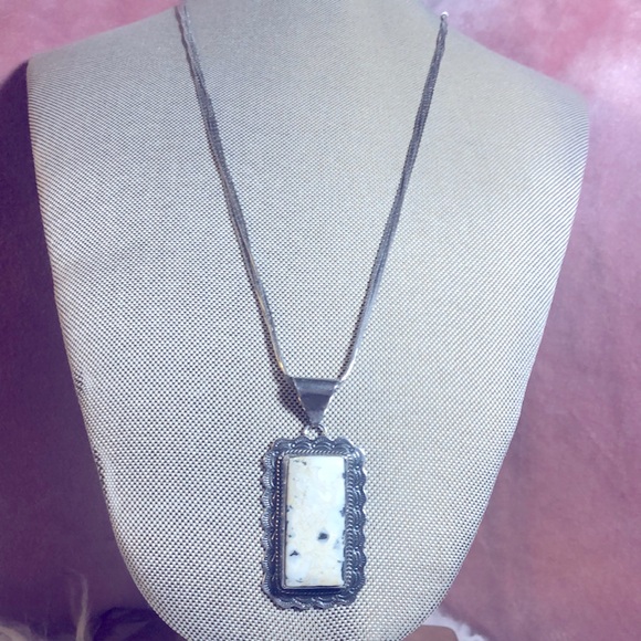 Jewelry - Vintage Native American liquid 925 Silver Necklace and pendant